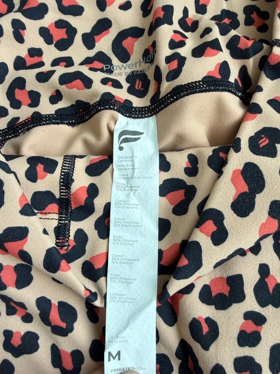 Women’s Leopard Print Leggings in Neon Pink/Black - Comfortable Active Bottoms - Picture 2 of 3